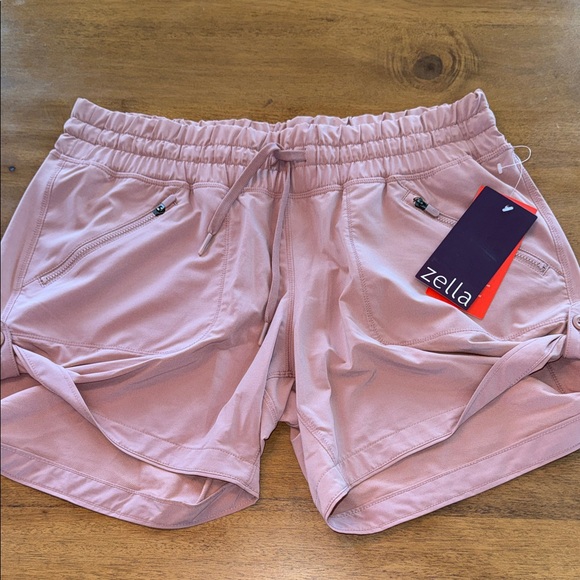 Zella Pants - Zella Light Pink Elastic Waist Athletic Shorts with Zip Pockets